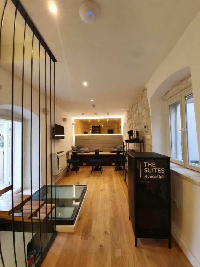 The Suites At Central Split Exterior photo